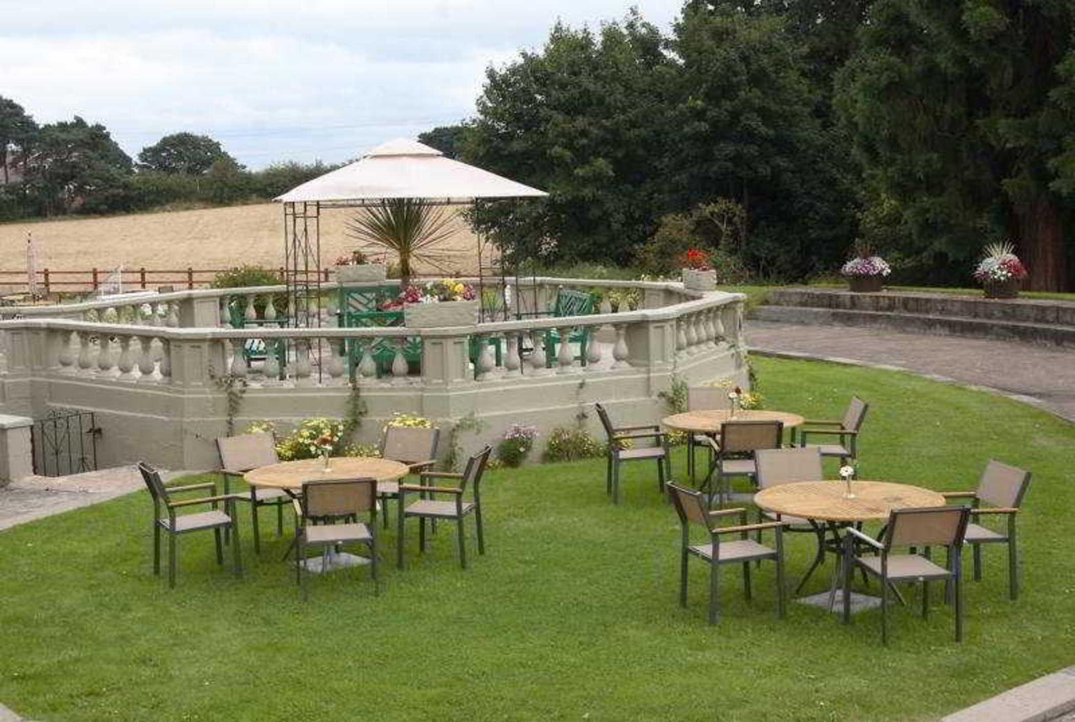 Stourport Manor Hotel Экстерьер фото